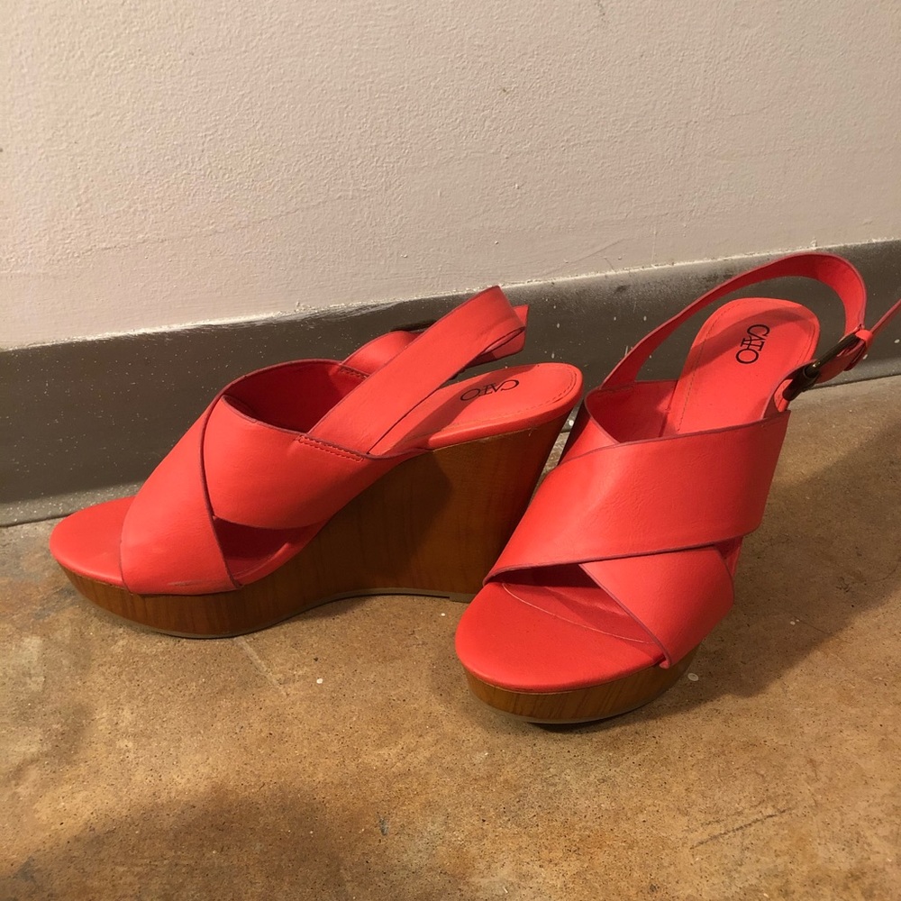 🌻Coral Cato wedges